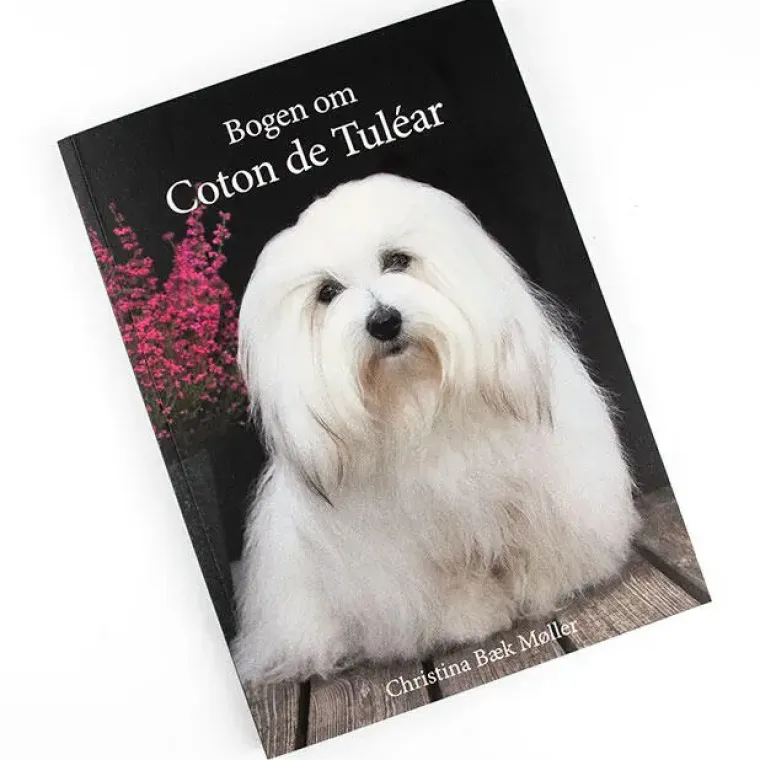 Hvalpebøger|Bøger Om Hunde^Cotonshoppen Bogen om Coton de Tuléar | Christina Bæk Møller